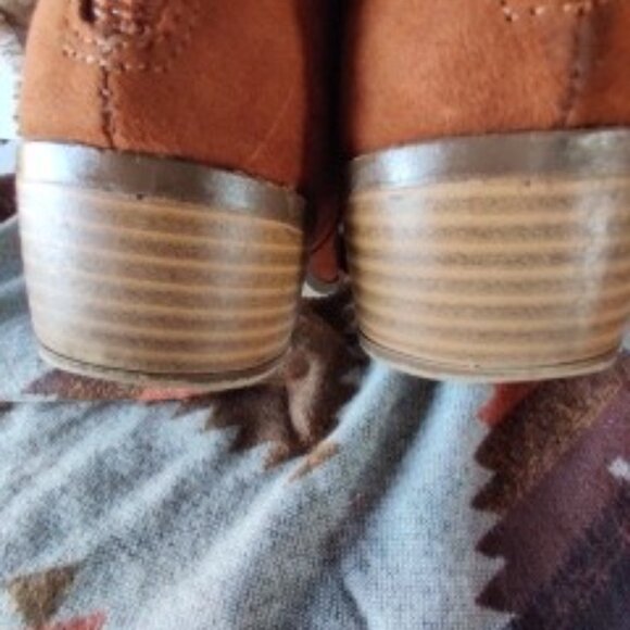 Forever 21 Booties boots faux suede rust women's 7 - Picture 3 of 8